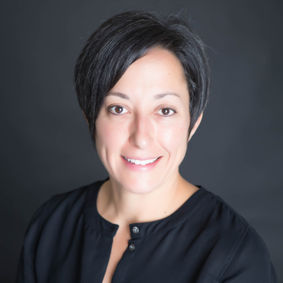 Headshot of Laura J. Maechtlen